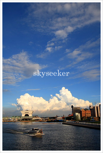 横浜の空